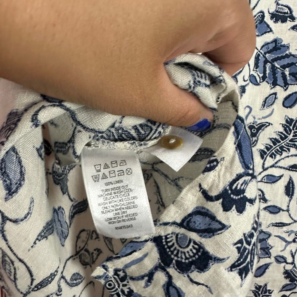 Tahari Womens 100% Linen Button Down Shirt Blue Floral Plus Size 1X - Picture 3 of 6